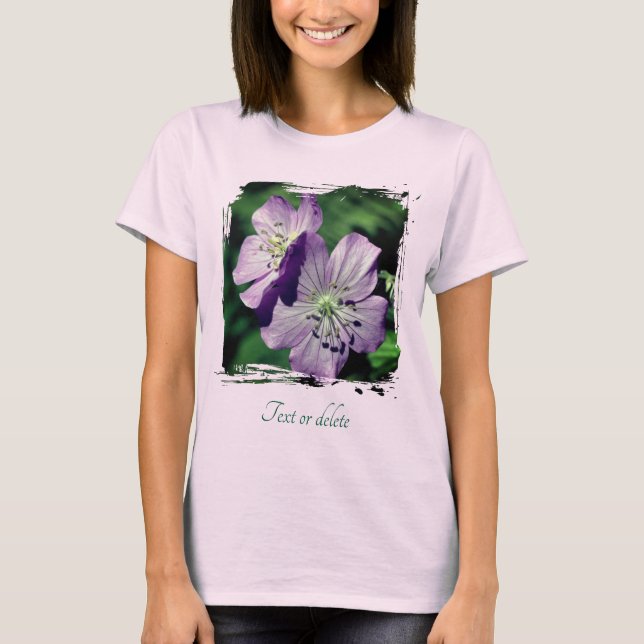 Camiseta Flores de Gerânio Roxo Personalizadas  (Frente)
