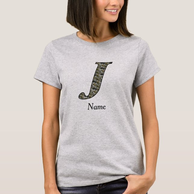 Camiseta Flores de Hortênsia com Inicial de Monograma J Per (Frente)