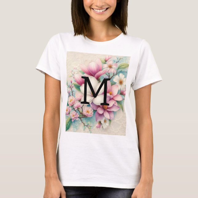 Camiseta Flores de magnólias roxas, cor-de-rosa, com rendas (Frente)