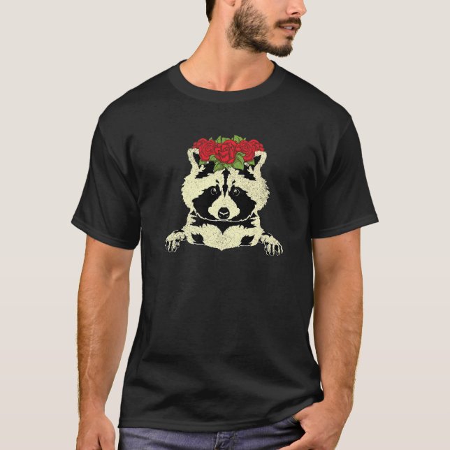 Camiseta Flores de Panda Florestais Rosas Raccoon (Frente)