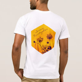 Camiseta Flores de Umbelo Selvagens Destaques Roxos e Elega
