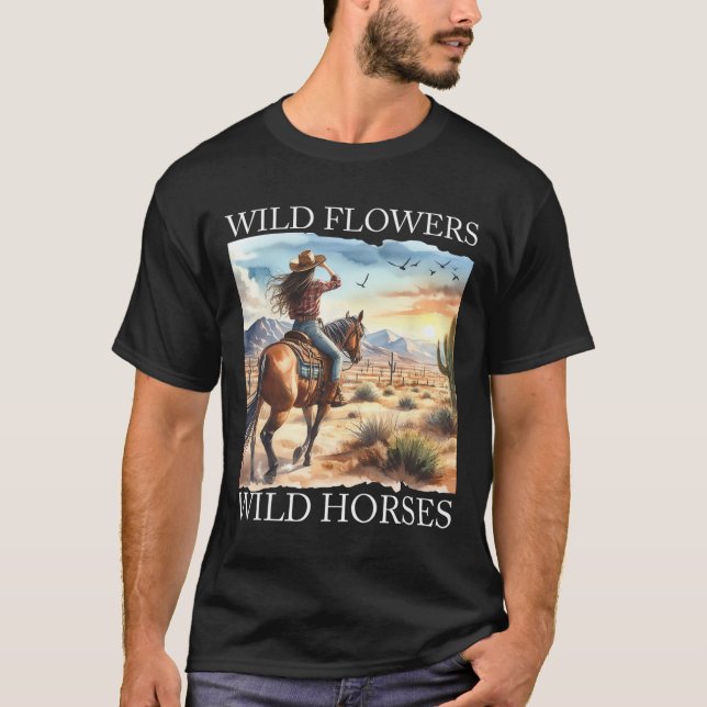 Camiseta Flores Selvagens de Cavalos Soltos - Ho Selvagem (Frente)