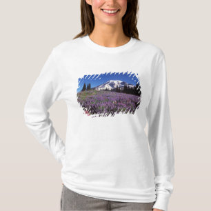 Camiseta flores silvestres de verão na base do Monte Rainie