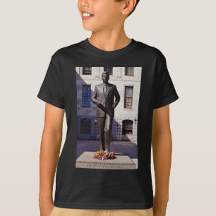 Camiseta Flores vermelhas da estátua de John F. Kennedy