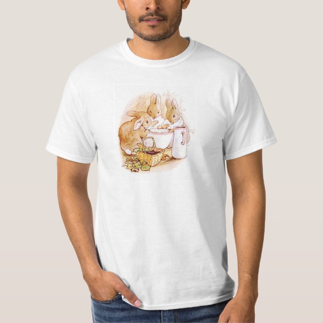 Camiseta Flúpsia Mopsy E Cottontail Beatrix Potter (Frente)