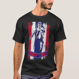 Camiseta Flying Knee Strike Muay Thai Fighter Thailand Flag