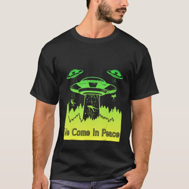 Camiseta Flying Saucer UFO Astronauts are Aliens 10 (Frente)