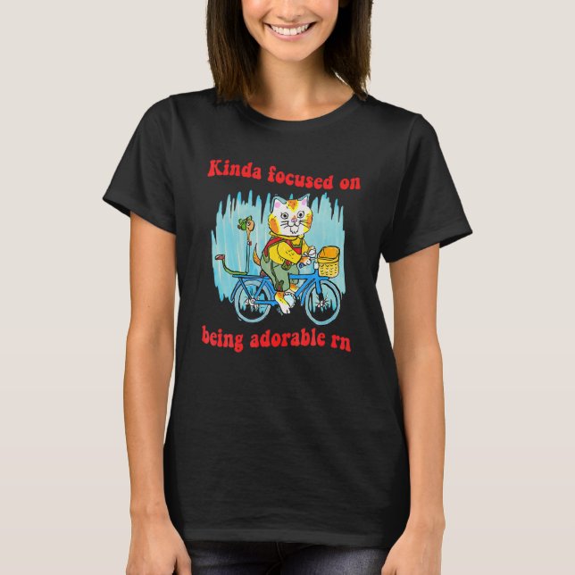 Camiseta Focado Em Ser Um Gato Bonito Adorável Com Bicho (Frente)