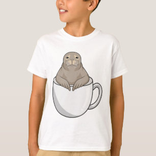 Camiseta Foco com copo de café