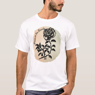 Camiseta Foco na Caneta de Beleza e na Rosa de Algodão de T