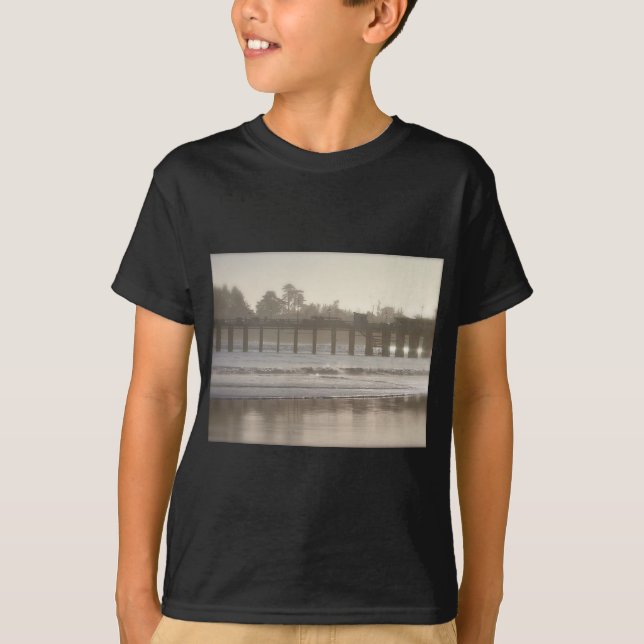 Camiseta Foggy Papais noeis Cruz Wharf (Frente)