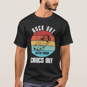 Camiseta Foguetes Com Seu Crocs Saindo Engraçado Retro Vint