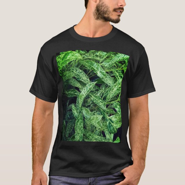 Camiseta Folhas verdes (Frente)