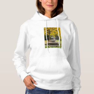 Camiseta Fonte junto a uma árvore no outono, Alemanha