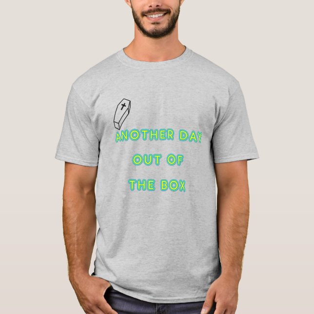 Camiseta FORA DA CAIXA Camisa-T masculina (Frente)