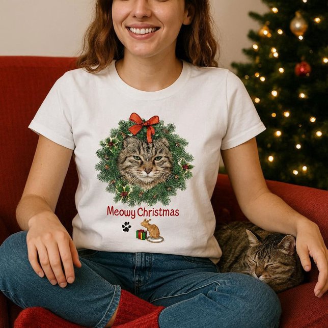Camiseta Fora de Foto de Gato de Natal bonito (cozy cat tee, wear when you hang out with your cat. )
