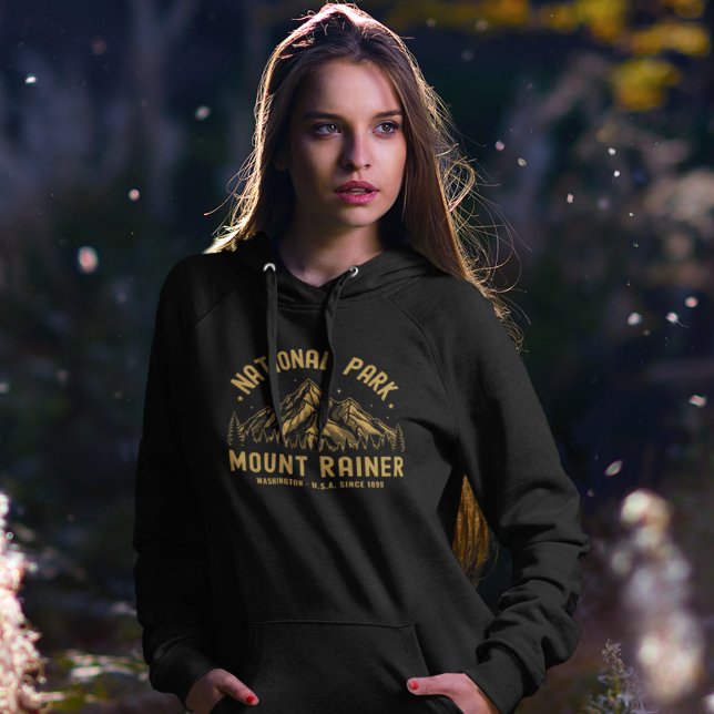 Camiseta Forested View at Mount Rainier Park (Criador carregado)