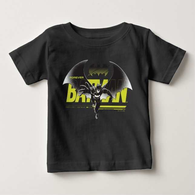 Camiseta Forever Batman Atingindo Gráfico (Frente)