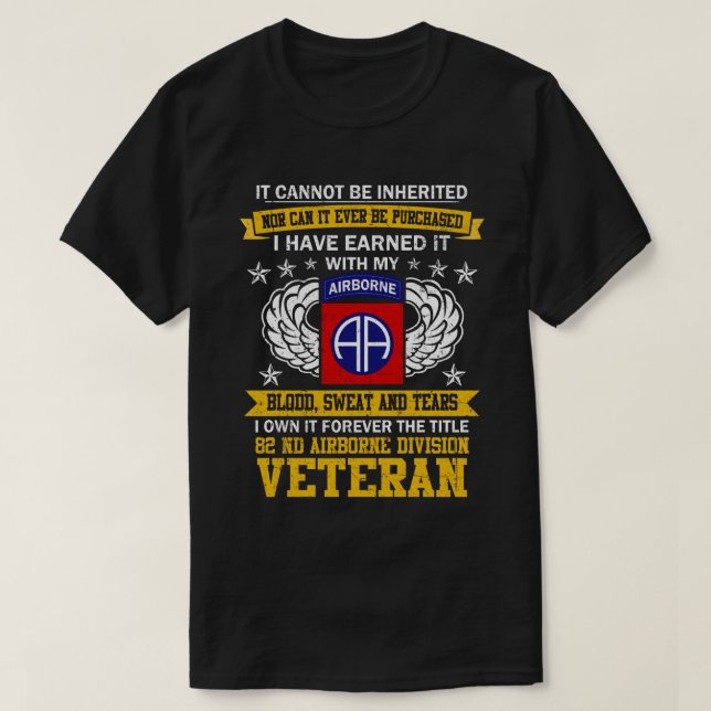 Camiseta Forever The Title 82Nd Airborne Division Veteran (Frente do Design)