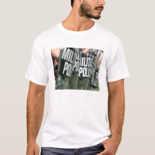 Camiseta Formação do controle de motim
