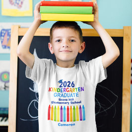 Camiseta Formando da Pré-Escola 2026 Cute Crayon Personaliz