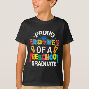 Camiseta Formando Da Pré-Escola Irmão No Último Dia Da Famí