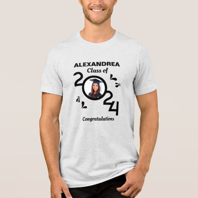 Camiseta Formando Graduação de Foto Classe Ano 2024 Persona (Frente)