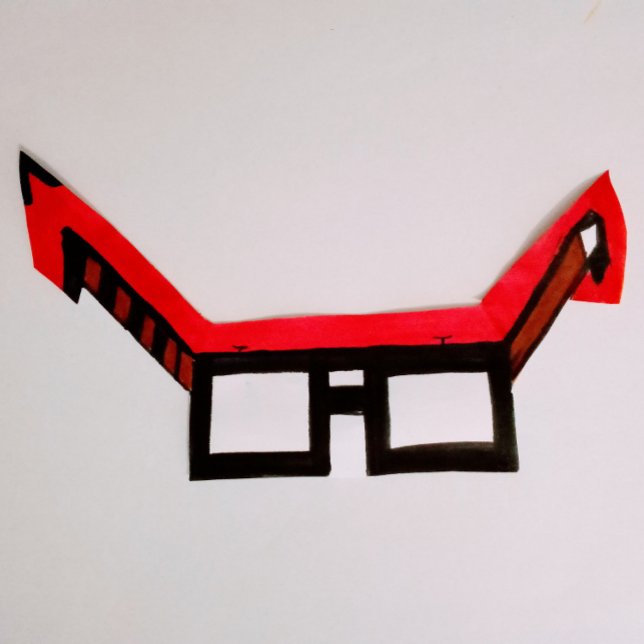 Camiseta Formas Flutuantes (Criador carregado)