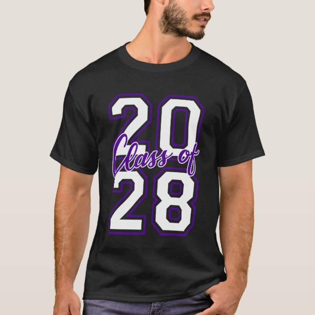 Camiseta Formatura da Turma de 2028 Varsity Branco Roxo Sta (Frente)