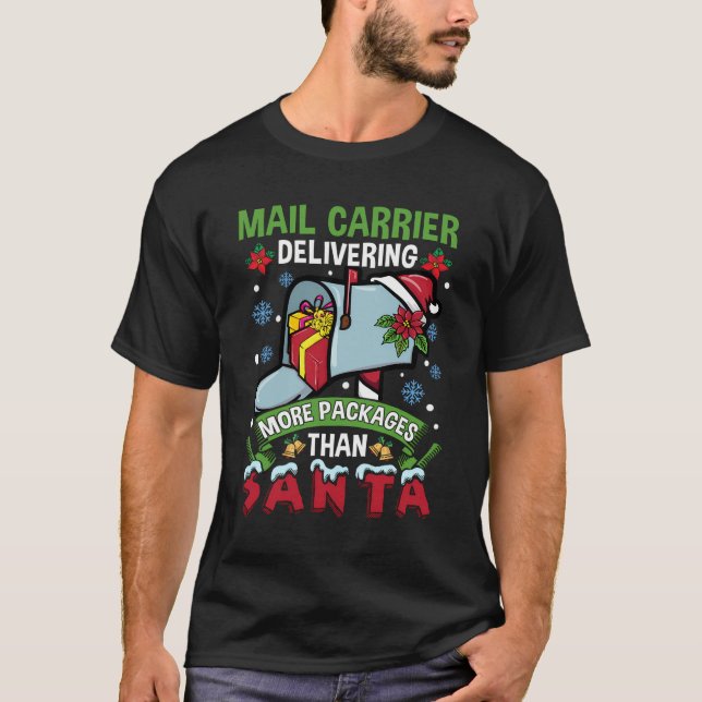 Camiseta Fornecendo mais pacotes do que Papais noeis Engraç (Frente)