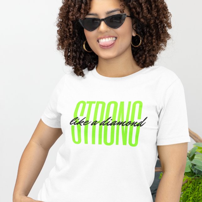Camiseta Forte como uma citação motivacional (Criador carregado)