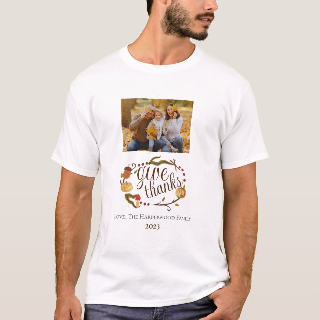 Camiseta Foto da Família de Ação de Graças da Modern Fall W (Frente)