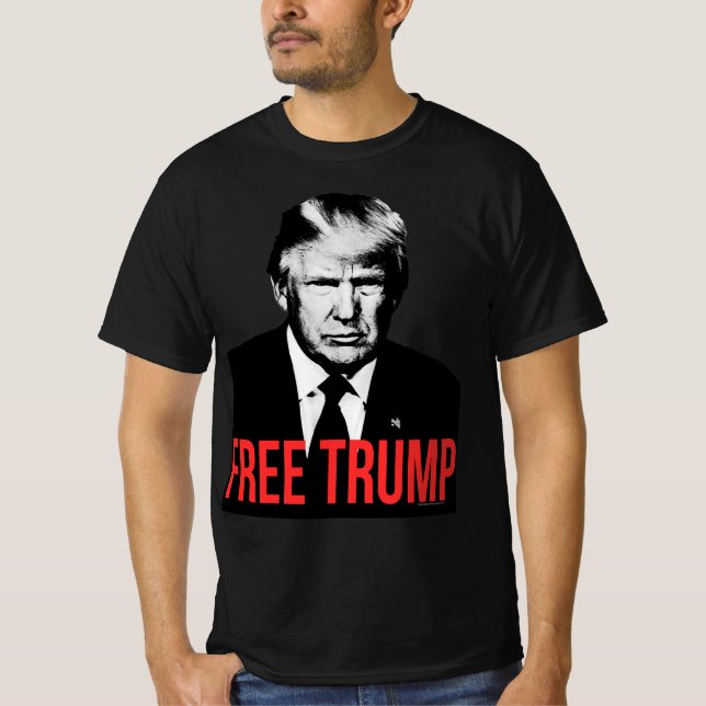 Camiseta Foto de Free Trump Mugshot Donald Trump 2024 (Frente)