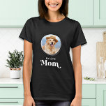 Camiseta Foto de Pet Cachorro MÃE Personalizada de Puppia C<br><div class="desc">Cachorro mãe... Surpreenda sua mãe de cachorro favorita neste Dia de as mães, Natal ou aniversário dela com esta super fofinha camiseta personalizada de fotos. Personalize esta camisa da mãe do cachorro com as fotos favoritas do seu cachorro, e o nome. Esta camisa de mãe de cachorro é uma obrigação...</div>