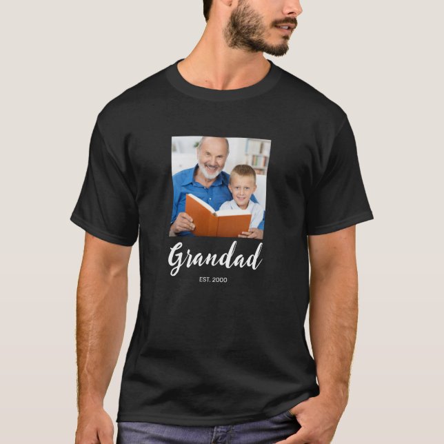 Camiseta Foto de Rótulo Estabelecido pelo Avô (Frente)