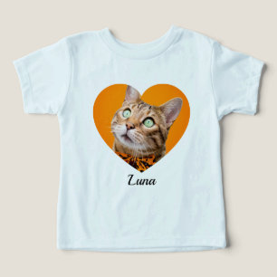 Camiseta Foto do coração e nome da Pet com tipografia moder