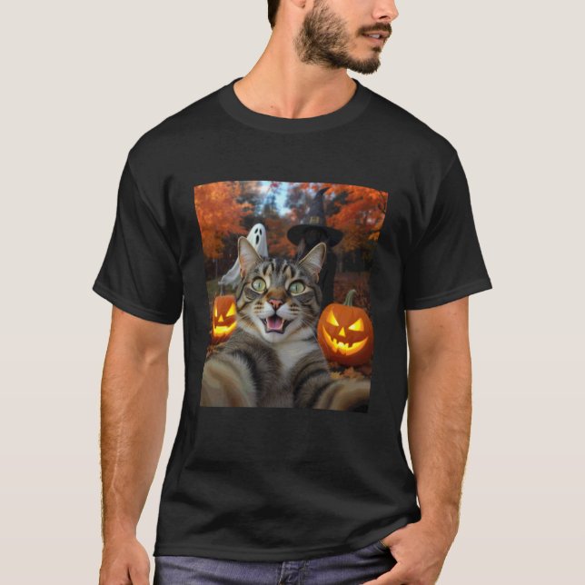 Camiseta Foto engraçada de gato com uma bruxa e fantasma as (Frente)