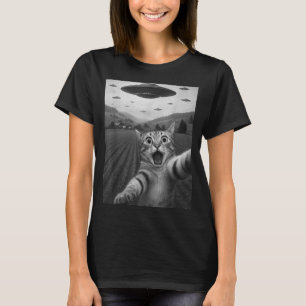 Camiseta Foto engraçada de gato surpreso com alienígena OVN