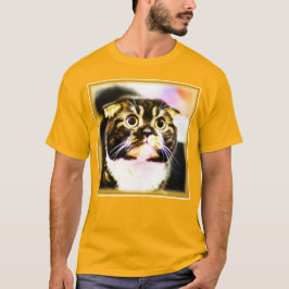 Camiseta Foto Hilariante de um Gato Engraçado. Compre agora