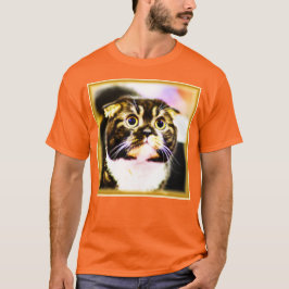 Camiseta Foto Hilariante de um Gato Engraçado. Compre agora