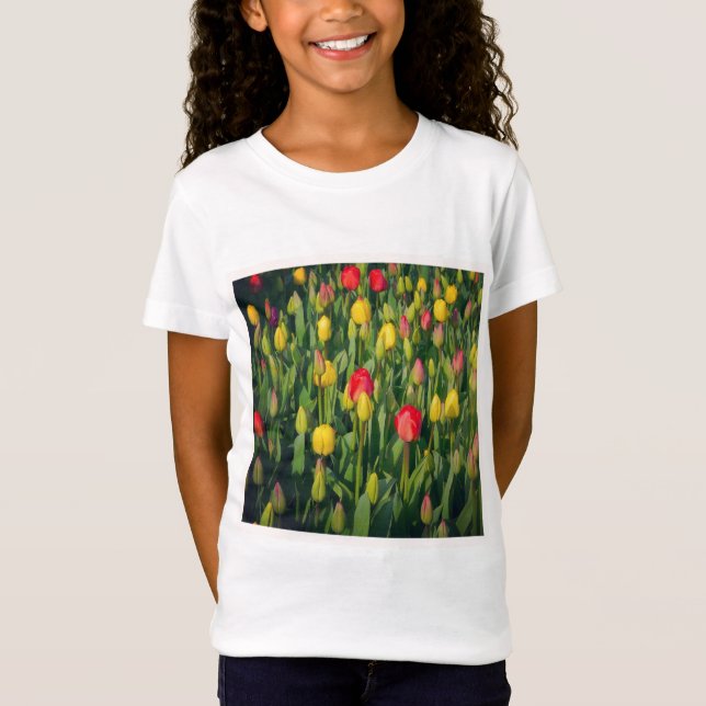 Camiseta Foto Quadrada - Tulipas Coloridas (Frente)