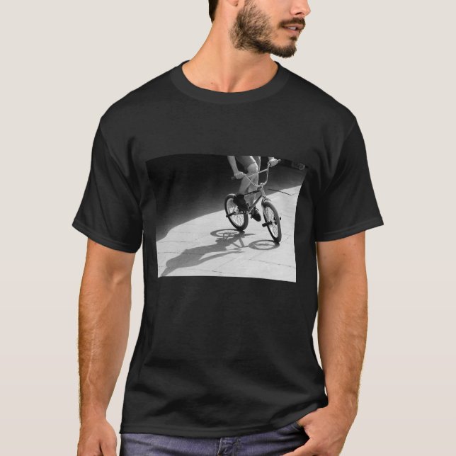 Camiseta fotografia branca preta do grunge da bicicleta bmx (Frente)
