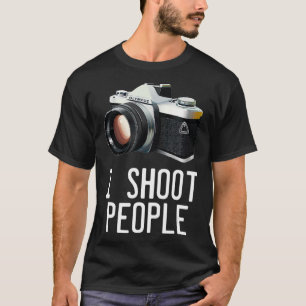 Camiseta Fotografia Engraçada Dizendo - Eu Atiro Pessoas 