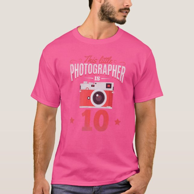 Camiseta Fotografia Este Pequeno Fotógrafo É 10 Anos P (Frente)
