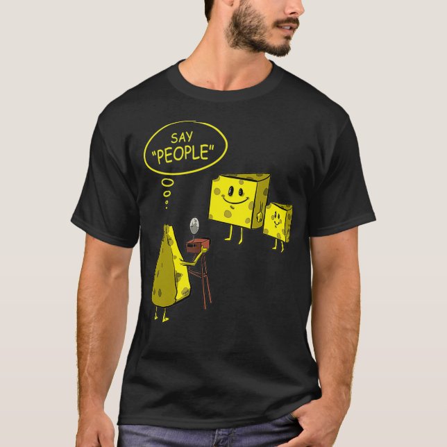 Camiseta Fotógrafo da câmera Engraçado, diga presente de pe (Frente)