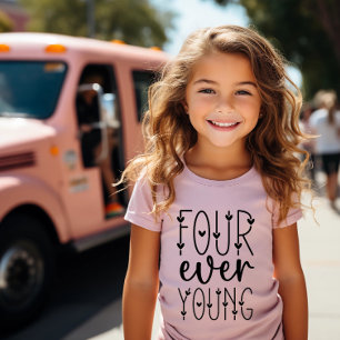 Camiseta Four Ever Young - Girly Birthday 4º Aniversário