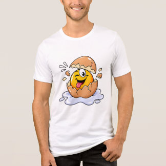 Camiseta Frango Engraçado Saindo do Ovo Cartoon