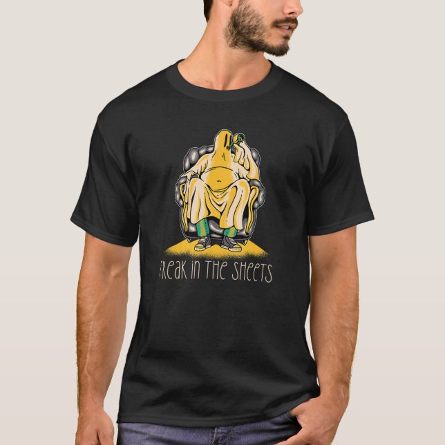 Camiseta FREAK IN THE SHEETS   Drunk Ghost Halloween Meme (Frente)