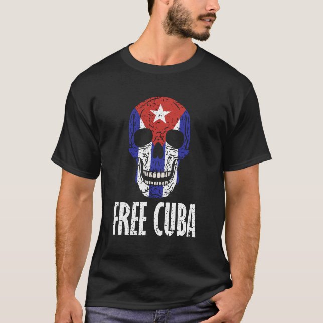 Camiseta Free Cuba Retro Cuban Flag Design (Frente)