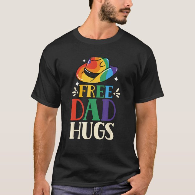 Camiseta Free Dad Hugs Rainbow Pride Lgbtq Gay Proud Father (Frente)